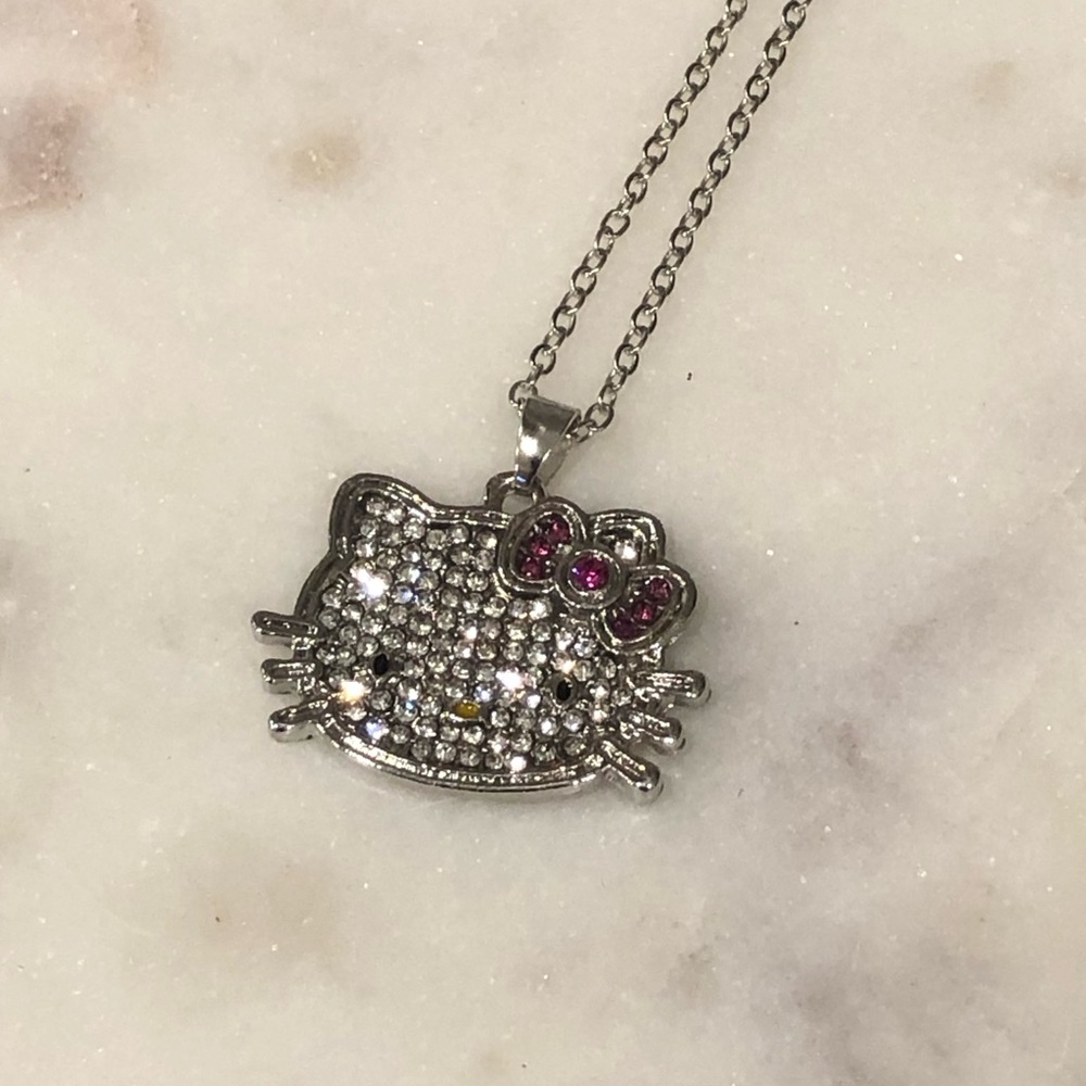 ✨NWT✨ Hello Kitty 925 Silver Plated Sparkling Pendant Necklace - Picture 10 of 13